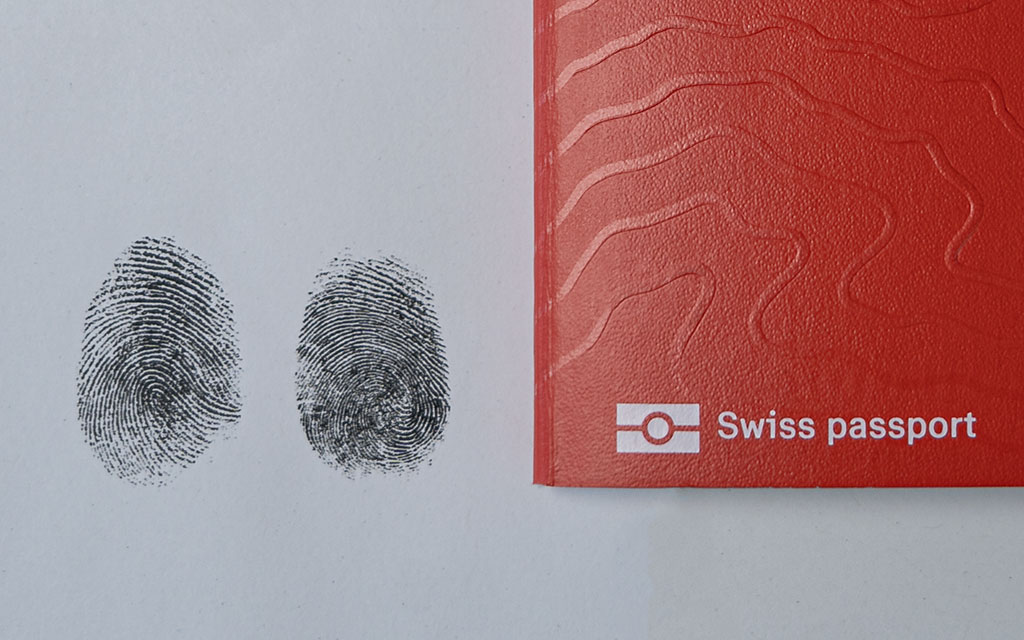 Le passeport suisse et des empreintes digitales